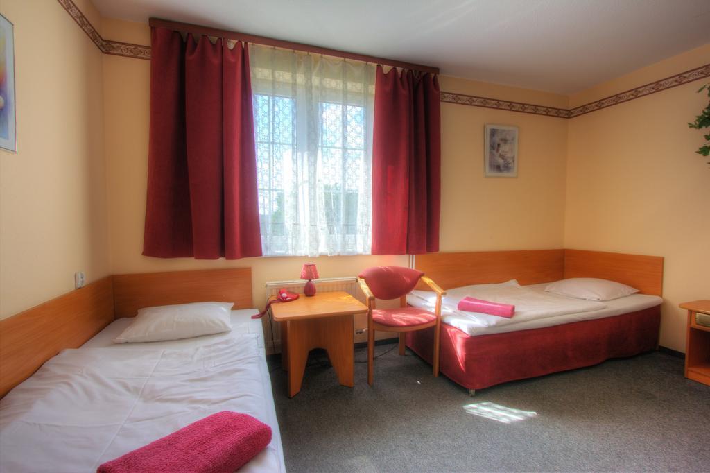 Hotel Margo Cedynia Phòng bức ảnh