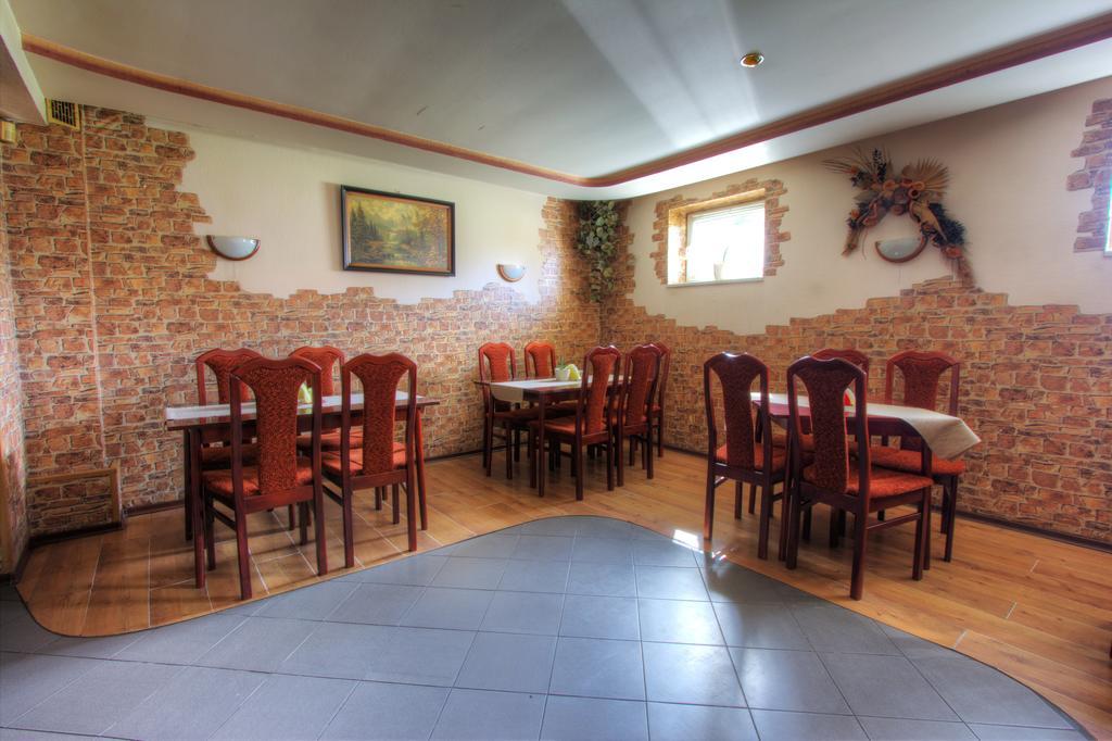 Hotel Margo Cedynia Ngoại thất bức ảnh