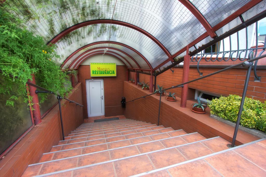 Hotel Margo Cedynia Ngoại thất bức ảnh